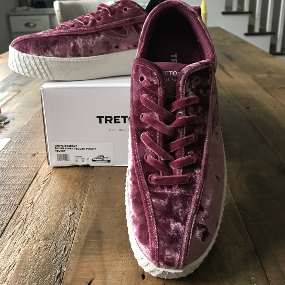 Tretorn velvet sneakers
